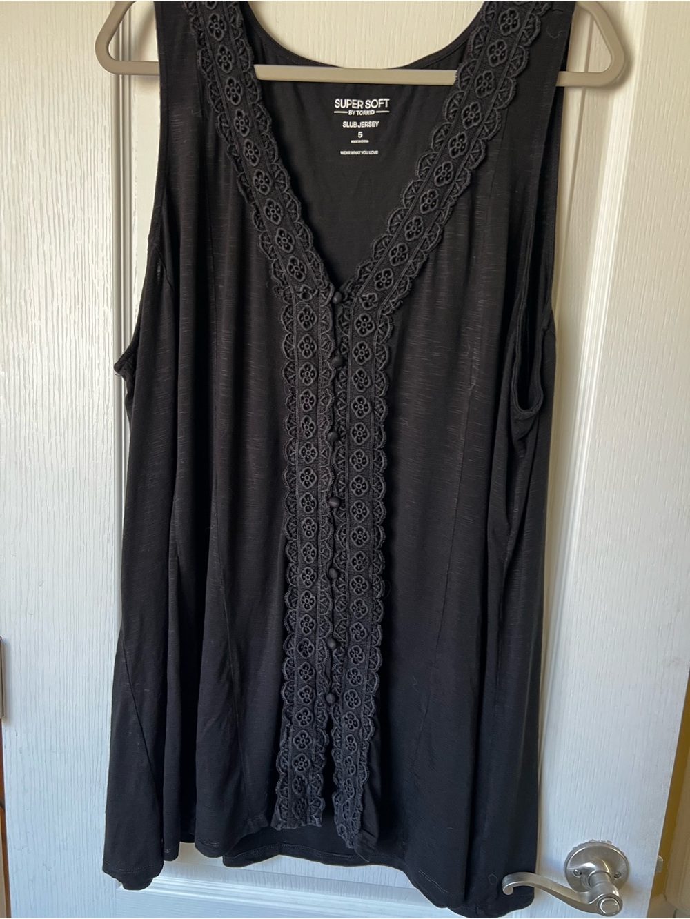 Torrid Black Lace-Trim V-Neck Tank 5